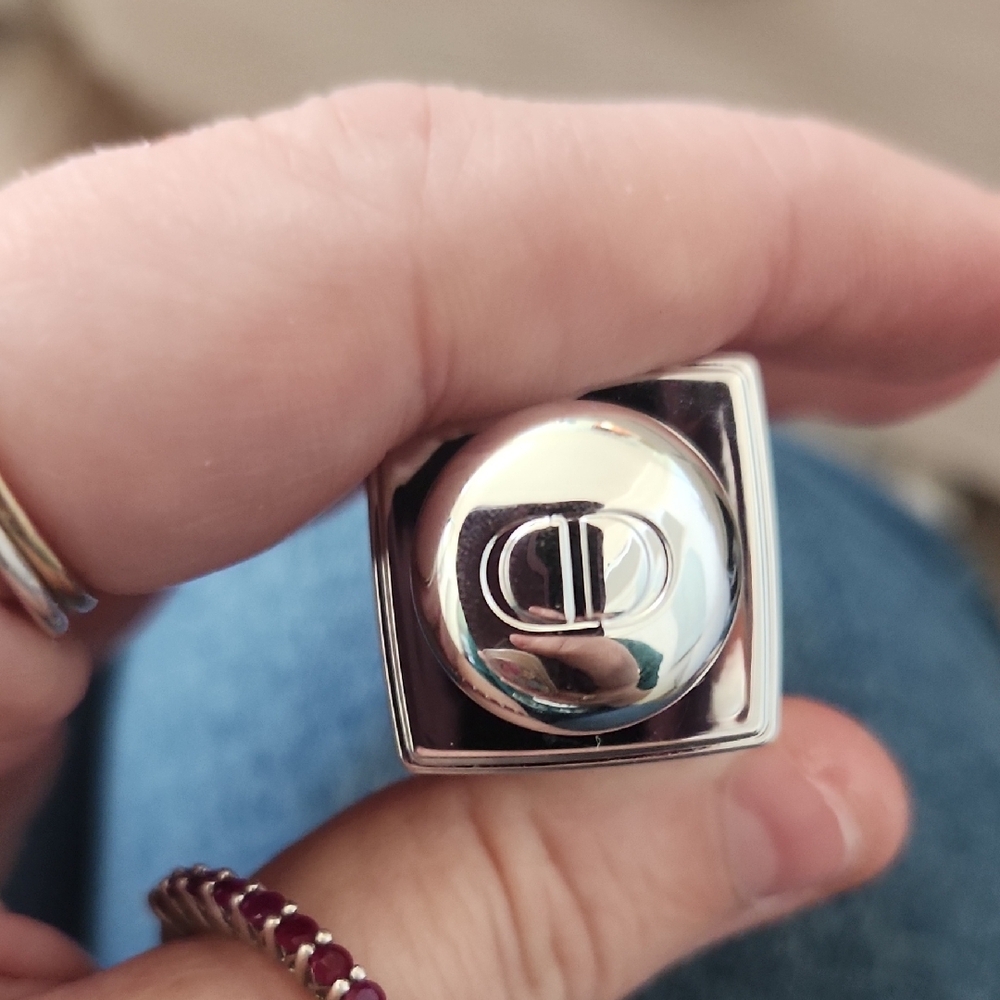 Dior Addict Lip Glow Oil - Cherry Red - Picture 3 of 4
